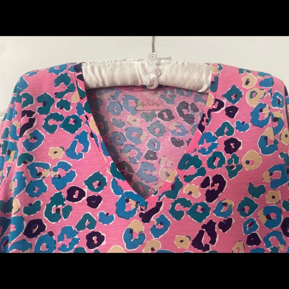 Lilly Pulitzer Jodie top Sun Kissed Paws Off - Picture 6 of 9